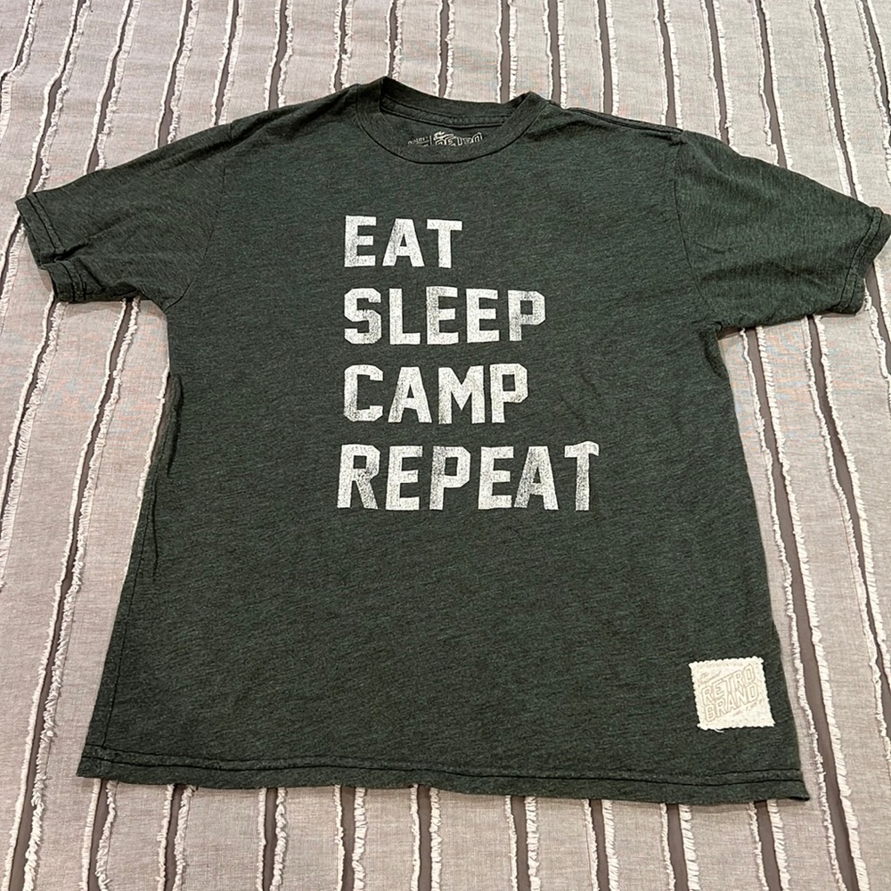Boys size small RETRO BRAND green t-shirt